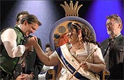 Juliane I . und der Kühbacher Brauereichef Baron Umberto von Beck-Peccoz (©Foto: Martin Schmitz)